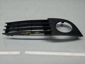 Grila proiector dreapta AUDI A6 (4B2, C5) [Fabr 1997-2005] Sedan 4B0807682T