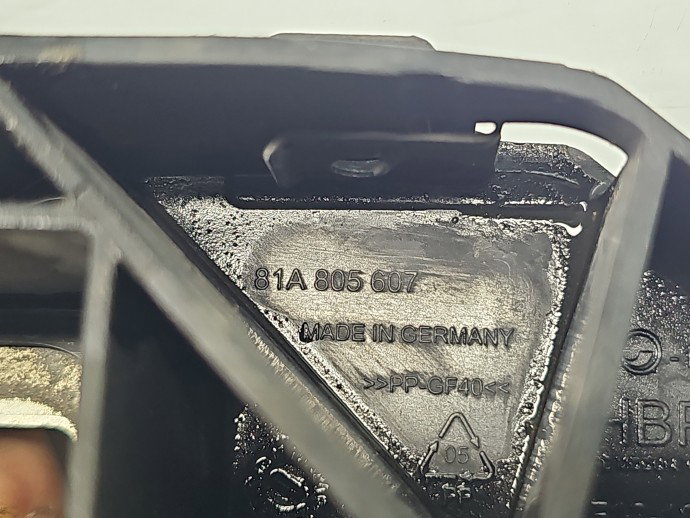Suport far stanga AUDI Q2 (GAB) [ Fabr 2016-prezent] SUV S-line 81A805607