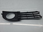 Grila proiector stanga AUDI A6 (4B2, C5) [Fabr 1997-2005] Sedan 4B0807681T