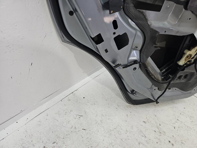 Usa stanga spate Bmw X3 (E83) [Fabr 2003-2009] A08 SILBERGRAU METAL