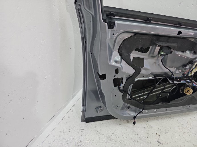 Usa stanga fata Bmw X3 (E83) [Fabr 2003-2009] A08 SILBERGRAU METAL