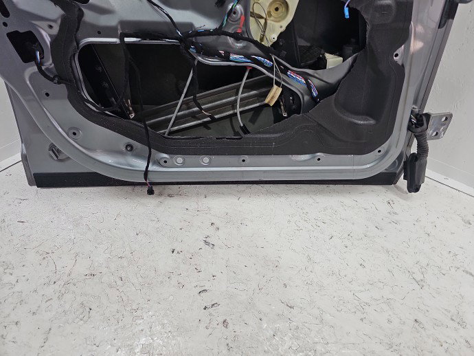 Usa stanga fata Bmw X3 (E83) [Fabr 2003-2009] A08 SILBERGRAU METAL