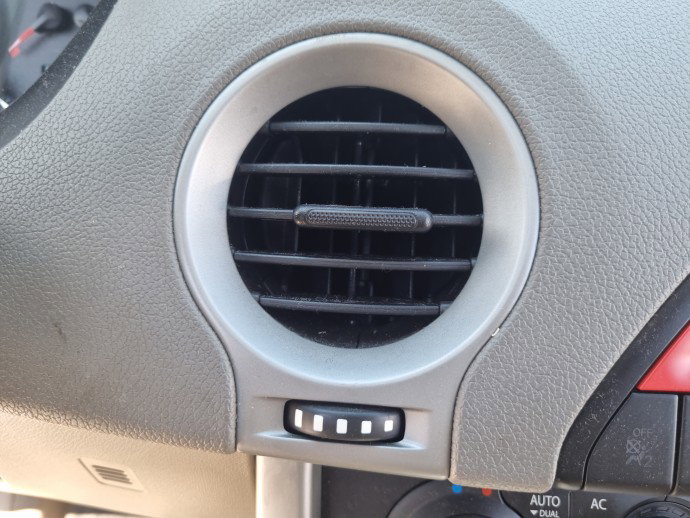 Grila aerisire centrala stanga Renault Koleos 1 [Fabr 2008-2015] OEM