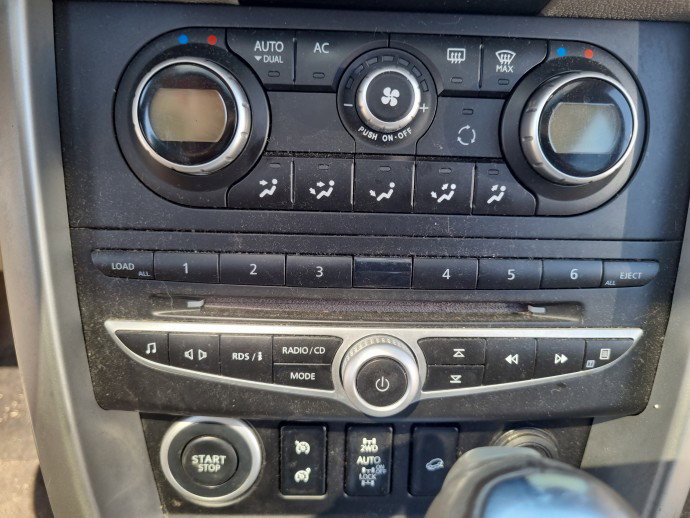 Radio CD Renault Koleos 1 [Fabr 2008-2015] OE