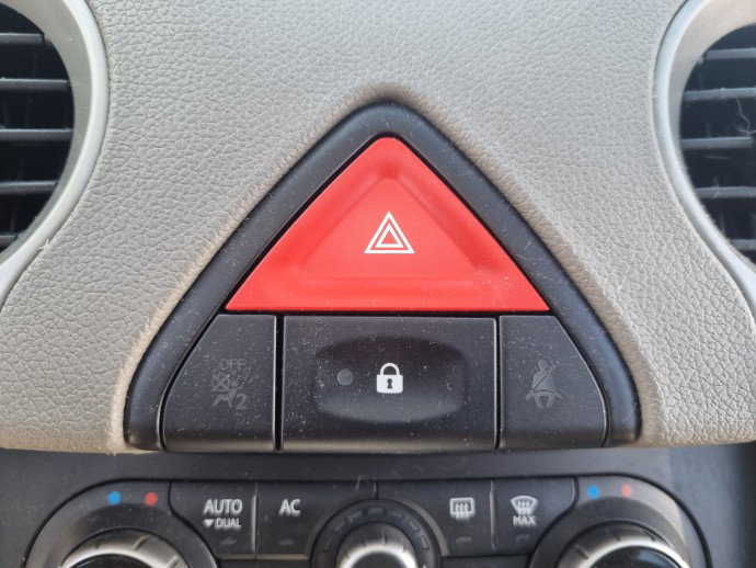 Buton avarii Renault Koleos 1 [Fabr 2008-2015] OEM