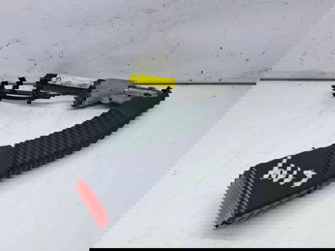  Capsa centura dreapta fata Bmw X3 (E83) [Fabr 2003-2009] 33017252