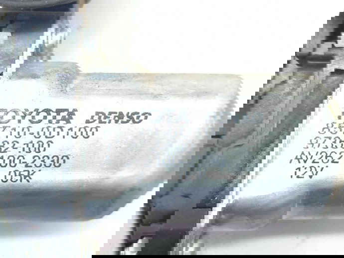 Motoras geam dreapta fata 85710 Toyota Yaris (P9) [Fabr 2005-2011] 1.0