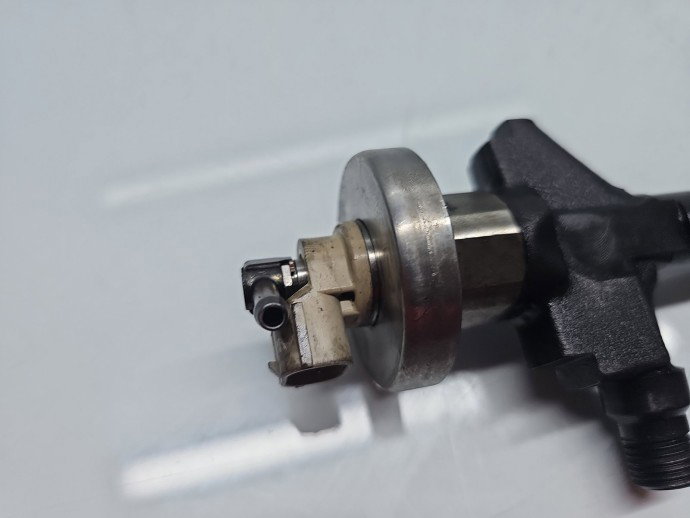 Injector Mazda 2 (DY) [Fabr 2003-2007] 13H50A 2.0 RF 100KW / 136CP