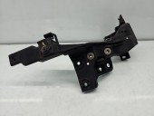 Suport far stanga Hyundai i30 (GD) [Fabr 2012-2017] 64156-A8000