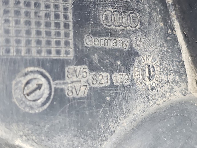Carenaj roata dreapta fata AUDI A3 (8VS) [Fabr 2013-prezent] Berlina S-line 8V5821172