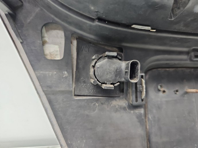 Grila bara fata Volkswagen Passat B6 (3C2) [Fabr 2005-2010] Berlina  3C0853651F