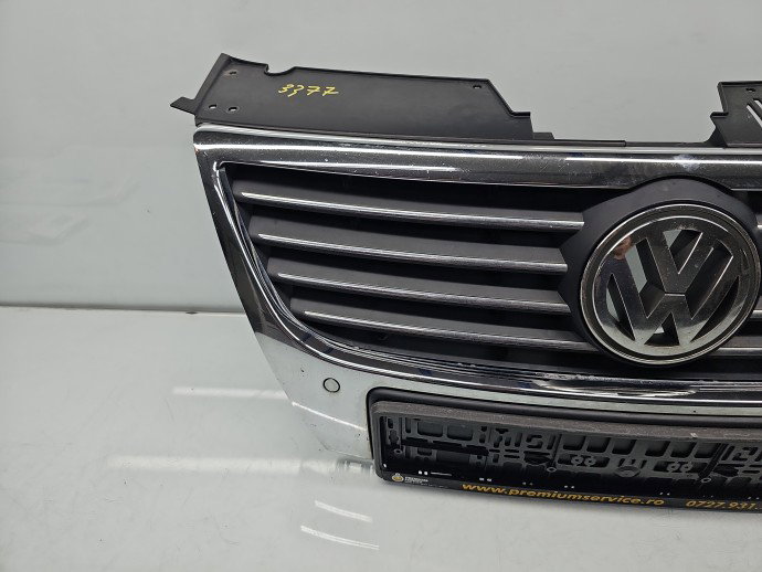 Grila bara fata Volkswagen Passat B6 (3C2) [Fabr 2005-2010] Berlina  3C0853651F