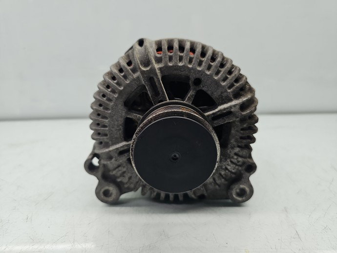Alternator Volkswagen Passat B6 (3C2) [Fabr 2005-2010] 021903026L 2.0 TDI 100 KW / 136 CP