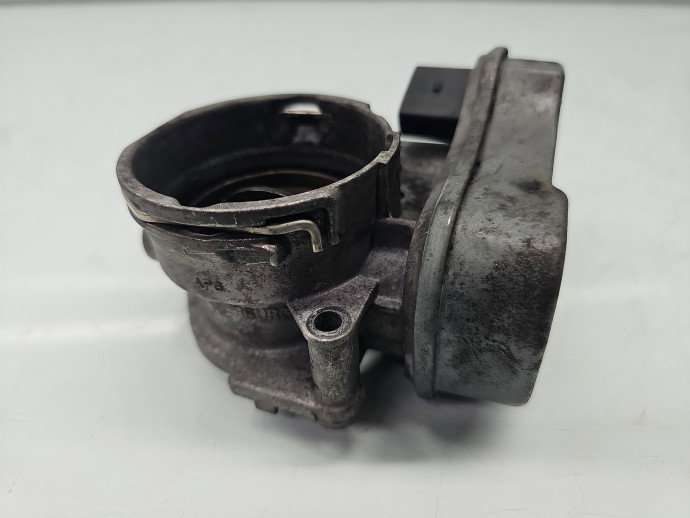 Clapeta acceleratie Volkswagen Passat B6 (3C2) [Fabr 2005-2010] 03G128063B 2.0 TDI 100 KW / 136 CP