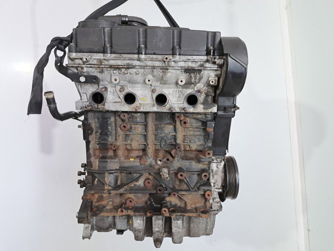 Motor complet ambielat Volkswagen Passat B6 (3C2) [Fabr 2005-2010] BMA 2.0 TDI 100 KW / 136 CP