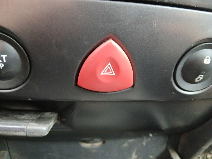 Buton avarii Renault Megane 2 Sedan [Fabr 2002-2008] OEM