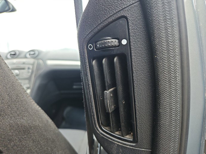 Grila aerisire spate dreapta Ford Mondeo 4 [Fabr 2007-2015]