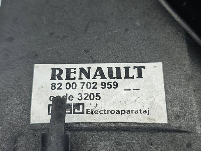 Electroventilator Dacia Sandero [Fabr 2008-2012] 8200702959 1.4 BENZ 55KW / 73CP