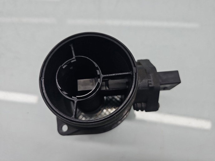 Debitmetru aer Volkswagen Touran (1T1, 1T2) [Fabr 2003-2010] 074906461B 2.0 TDI 100 KW / 136 CP