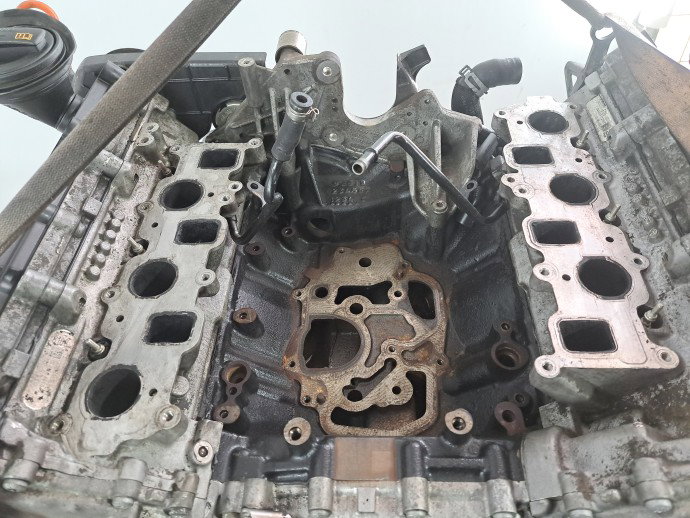 Motor complet ambielat AUDI A6 (4F2, C6) [Fabr 2004-2010] CANA 2.7 TDI CANA 140KW / 190CP