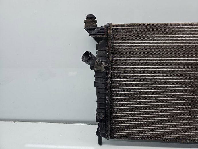 Radiator apa Ford C-Max 1 [Fabr 2007-2010] 3M5H-8005-TH 1.6 TDCI G8DA 80 kW / 109 CP
