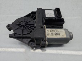 Motoras geam stanga fata Skoda Octavia 2 (1Z3) [Fabr 2004-2013] 1T0959701