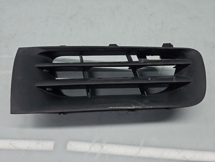 Grila bara fata Renault Megane 2 Sedan [Fabr 2002-2008] Berlina  8200412380
