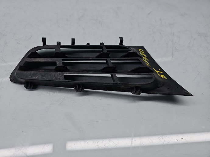 Grila bara fata Renault Megane 2 Sedan [Fabr 2002-2008] Berlina  8200412381