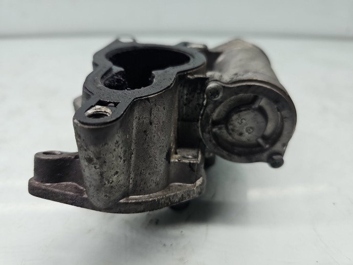 Supapa EGR Nissan Qashqai [Fabr 2007-2014] 8200797706 2.0 dCi M9R-D8 110KW / 150CP