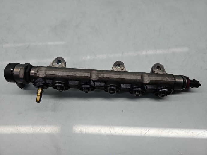 Rampa injectoare Nissan Qashqai [Fabr 2007-2014] 8200842432 2.0 dCi M9R-D8 110KW / 150CP