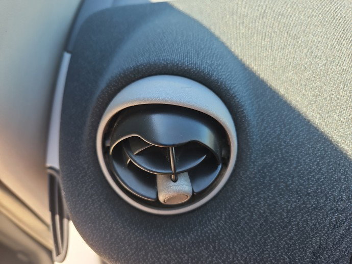 Grila aerisire centrala stanga SMART ForFour [Fabr 2004-2006]