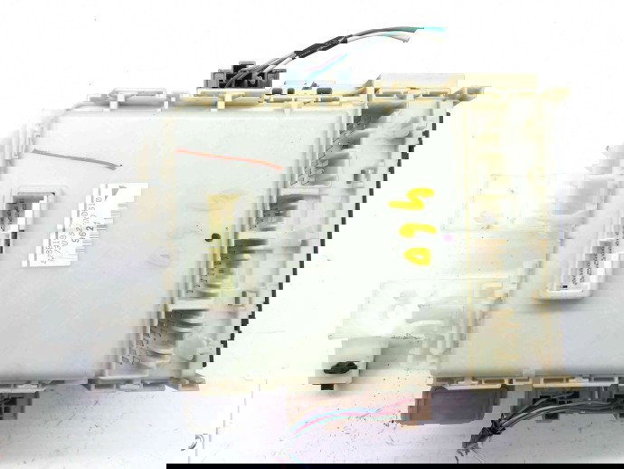 Panou sigurante 82730-52700 Toyota Yaris (P9) [Fabr 2005-2011] 1.0