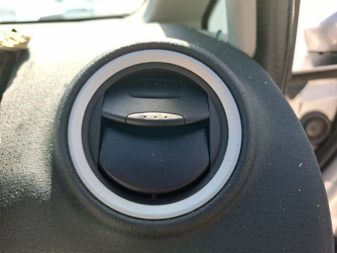 Grila aerisire dreapta Ford Fiesta 6 [Fabr 2008-2019] OEM