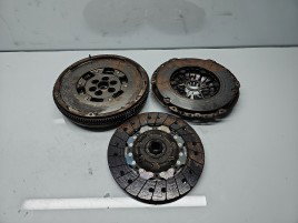 Kit ambreiaj volanta masa dubla Volkswagen Passat B6 (3C2) [Fabr 2005-2010] 2.0 TDI BMA OEM 100 KW / 136 CP