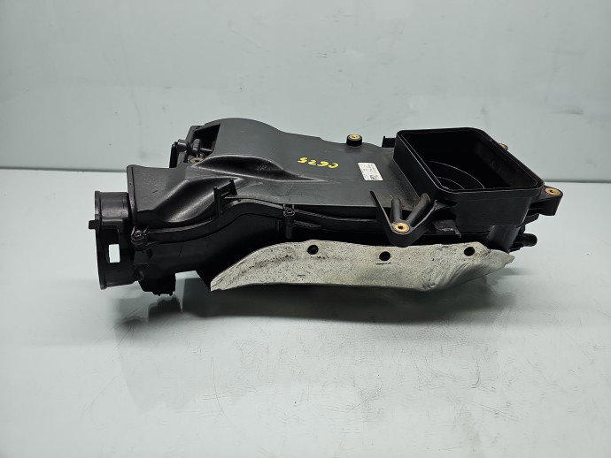 Carcasa filtru aer Mercedes Clasa C (W205) [Fabr 2014-prezent] A6510902501 2.2 CDI 651921 125KW / 170CP