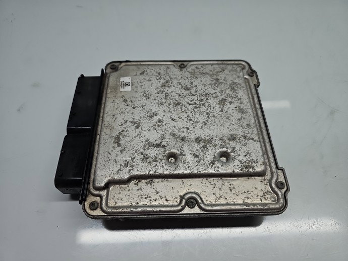 Calculator motor ECU Volkswagen Tiguan (5N) [Fabr 2007-2016] 03L906022HA 2.0 TDI CBAB 103KW / 140CP