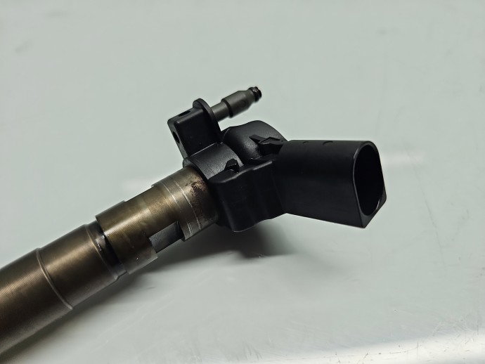 Injector Volkswagen Tiguan (5N) [Fabr 2007-2016] 03L130277 2.0 TDI CBAB 103KW / 140CP