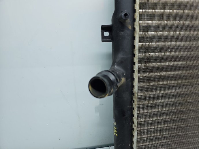 Radiator apa Volkswagen Golf 6 Plus (521) [Fabr 2009-2013] OEM 1.6 CAYC 77 KW / 105 CP
