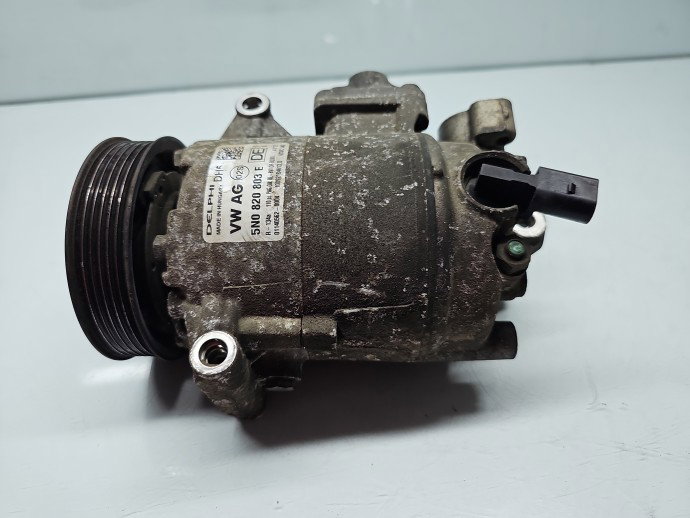 Compresor clima Volkswagen Tiguan (5N) [Fabr 2007-2016] 5N0820803E 2.0 TDI CBAB 103 kW / 140 CP