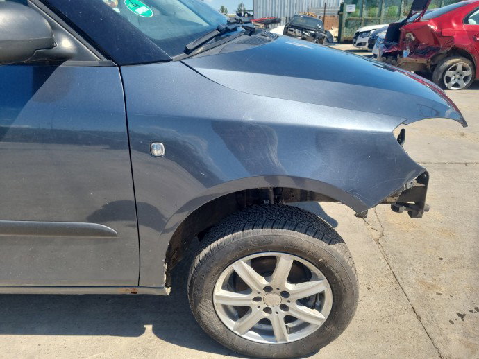 Aripa dreapta fata Skoda Fabia 2 (5J, 542) [Fabr 2007-2014] Berlina cu hayon  195 Gri MeteorOEM