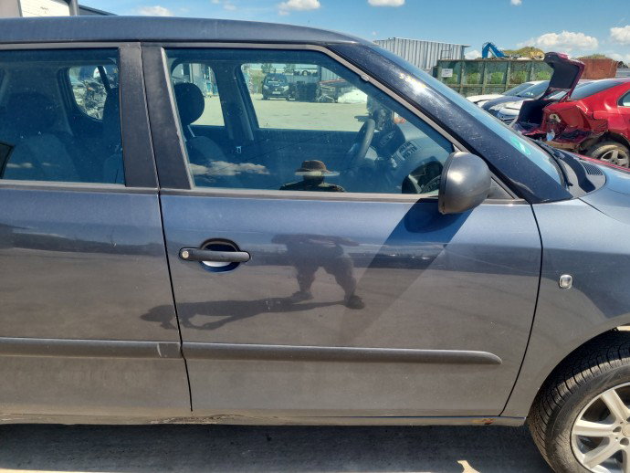 Usa dreapta fata Skoda Fabia 2 (5J, 542) [Fabr 2007-2014] Berlina cu hayon  195 Gri Meteor