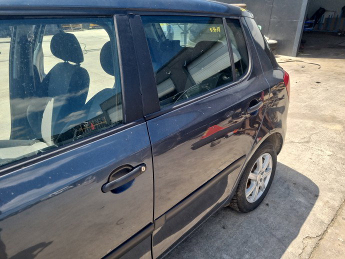 Usa stanga spate Skoda Fabia 2 (5J, 542) [Fabr 2007-2014] Berlina cu hayon  195 Gri Meteor