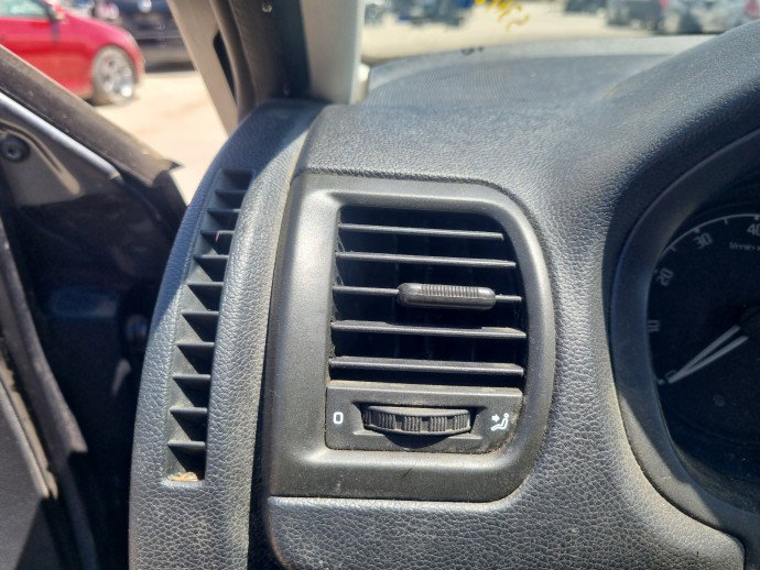 Grila aerisire stanga Skoda Fabia 2 (5J, 542) [Fabr 2007-2014] OEM