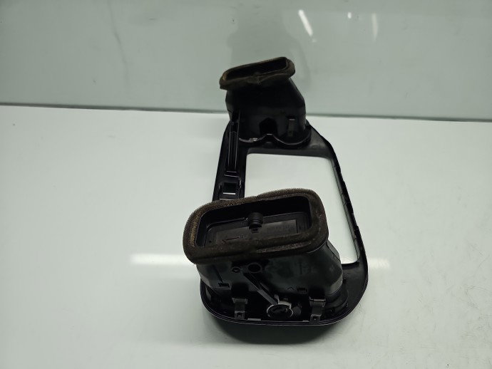 Grila aerisire centrala Volkswagen Tiguan (5N) [Fabr 2007-2016] 5N0858071E