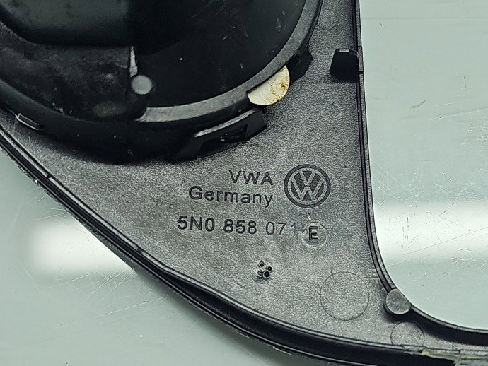 Grila aerisire centrala Volkswagen Tiguan (5N) [Fabr 2007-2016] 5N0858071E