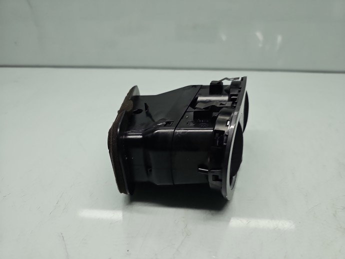 Grila aerisire dreapta Volkswagen Tiguan (5N) [Fabr 2007-2016] 5N0819710