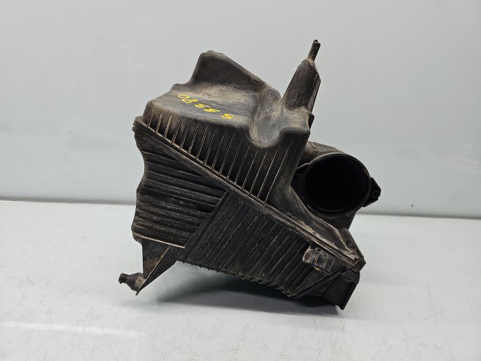 Carcasa filtru aer Renault Megane 2 Sedan [Fabr 2002-2008] 8200176559 1.5 dCi K9K732 78 KW / 106 CP