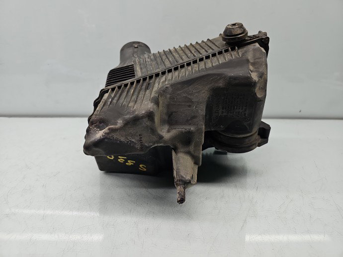 Carcasa filtru aer Renault Megane 2 Sedan [Fabr 2002-2008] 8200176559 1.5 dCi K9K732 78 KW / 106 CP