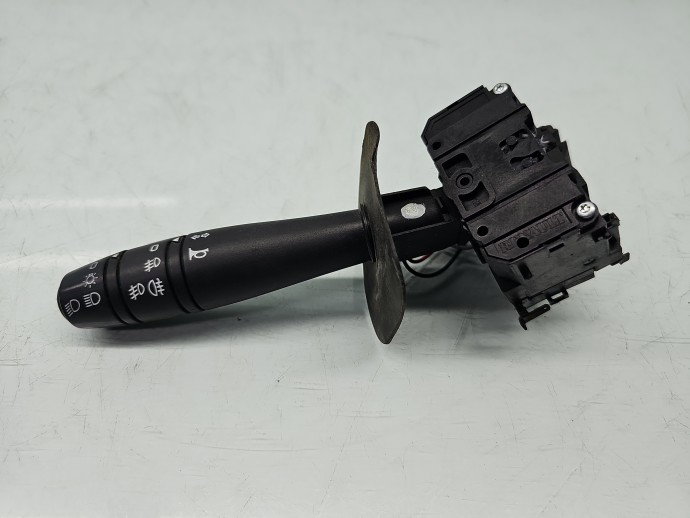 Maneta semnalizare Dacia Logan (LS) [Fabr 2004-2012] 8200792579