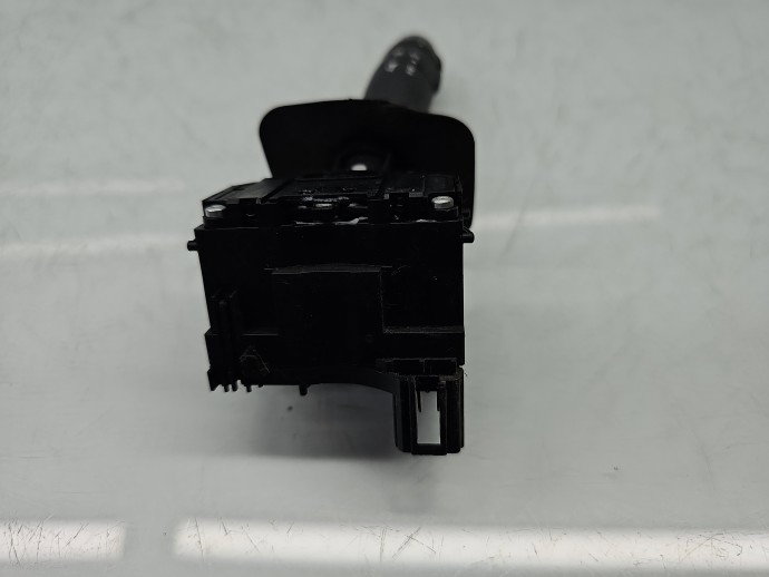 Maneta semnalizare Dacia Logan (LS) [Fabr 2004-2012] 8200792579